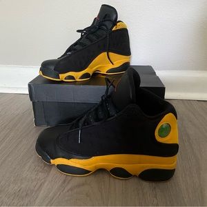 Air Jordan 13 Retro (GS) Black/ University red / yellow